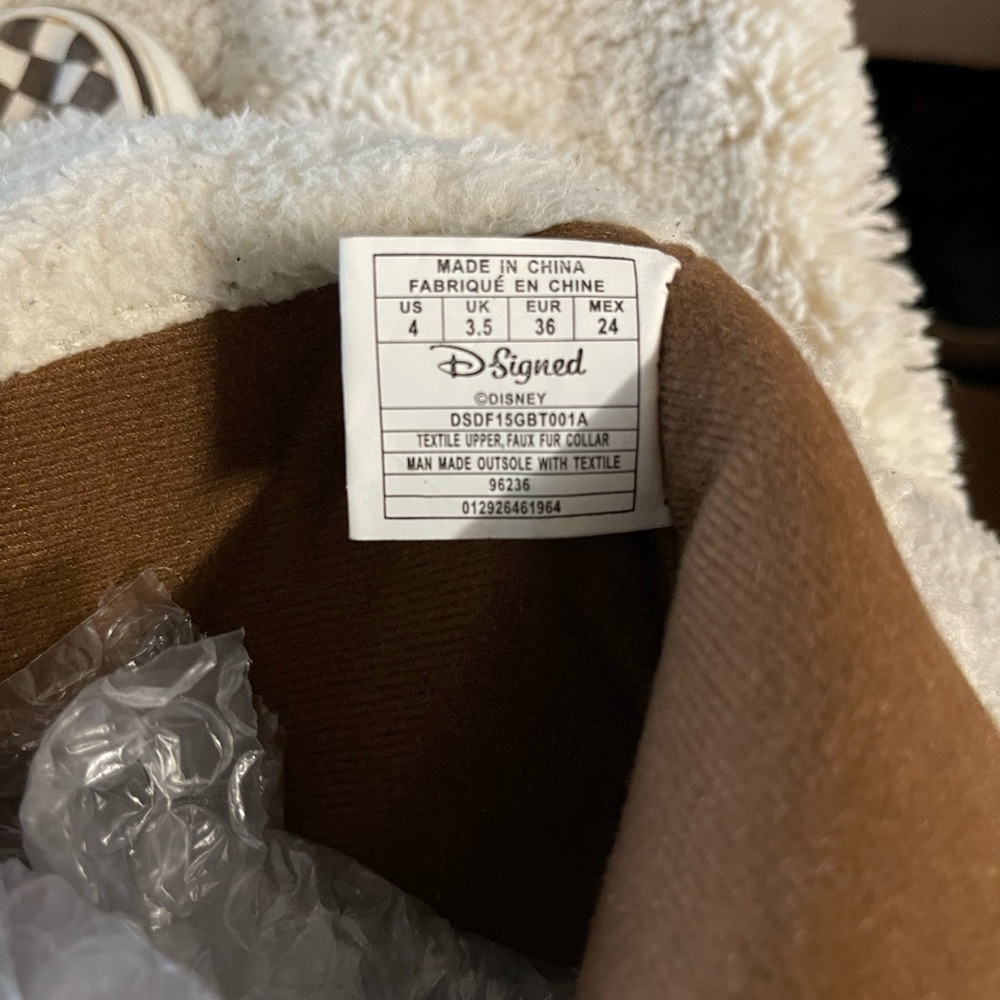suede boot - Picture 4 of 5